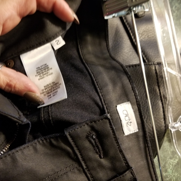 Cache stretchy cotton & polyester size 2 pants that have a leather like feel. - Picture 3 of 3